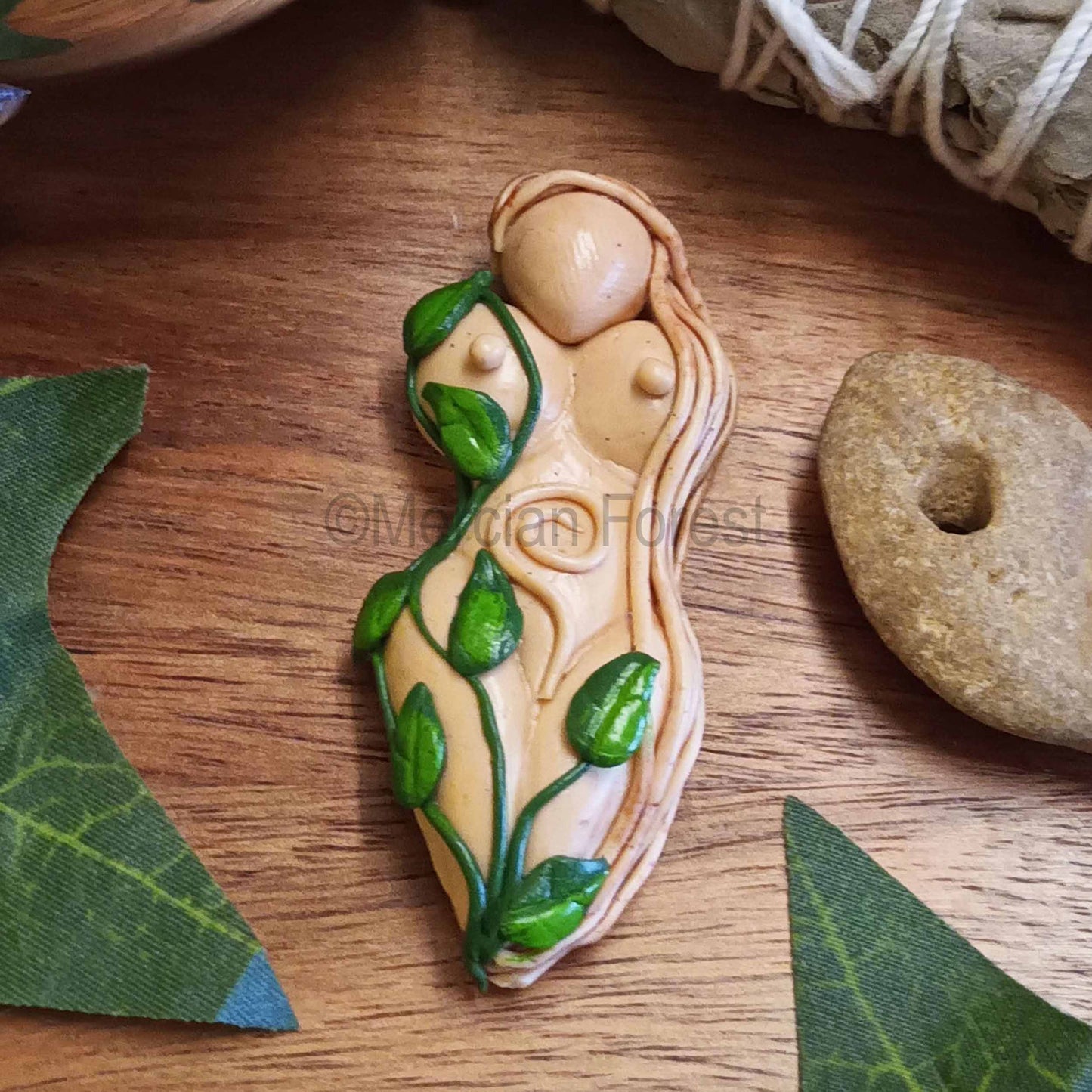 Gaia Goddess, Altar Goddess Decoration