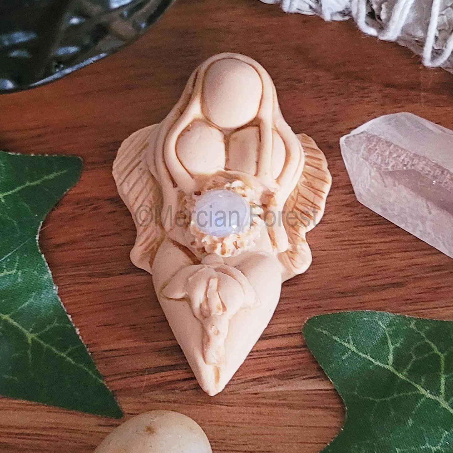 Iris Goddess, Altar Goddess Decoration