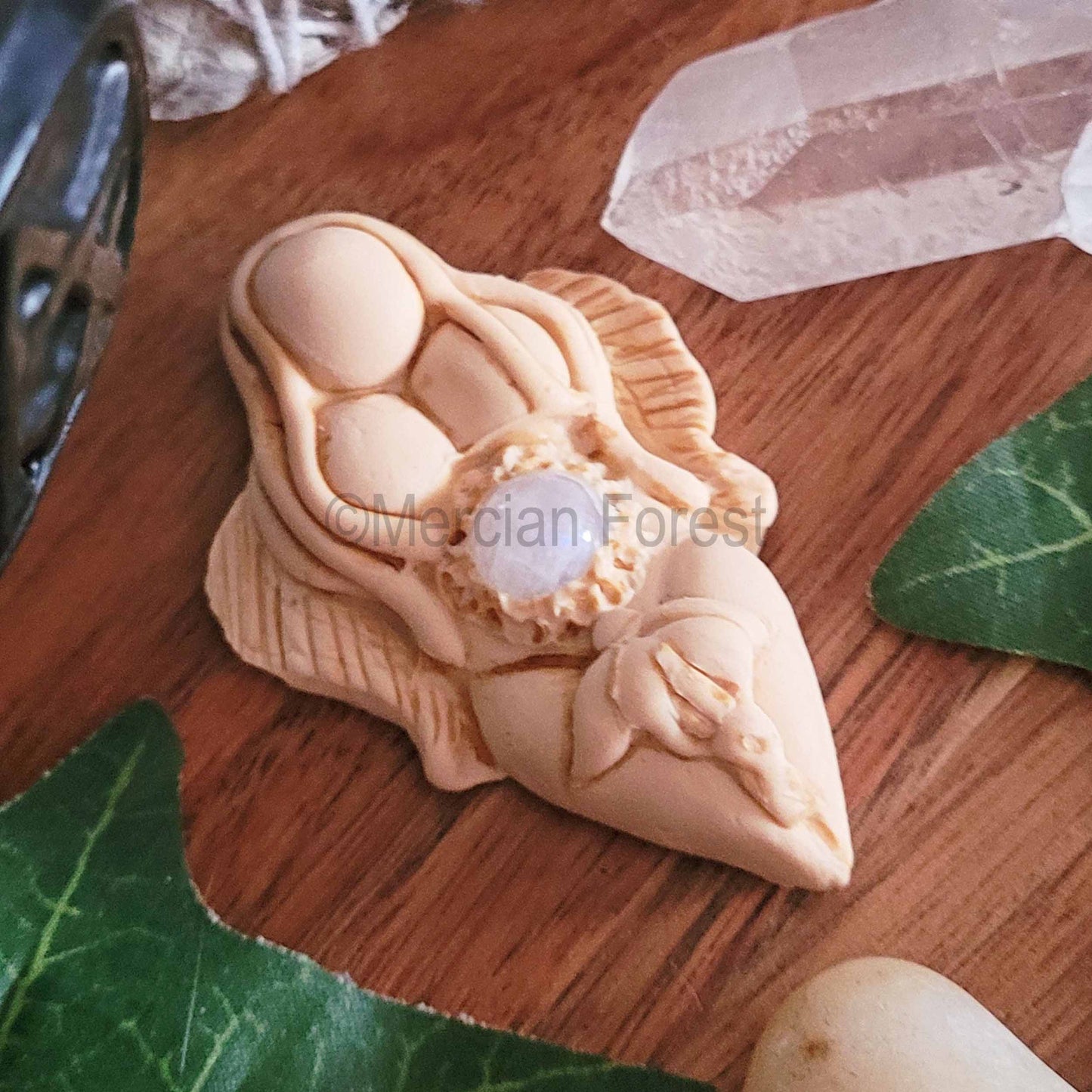Iris Goddess, Altar Goddess Decoration