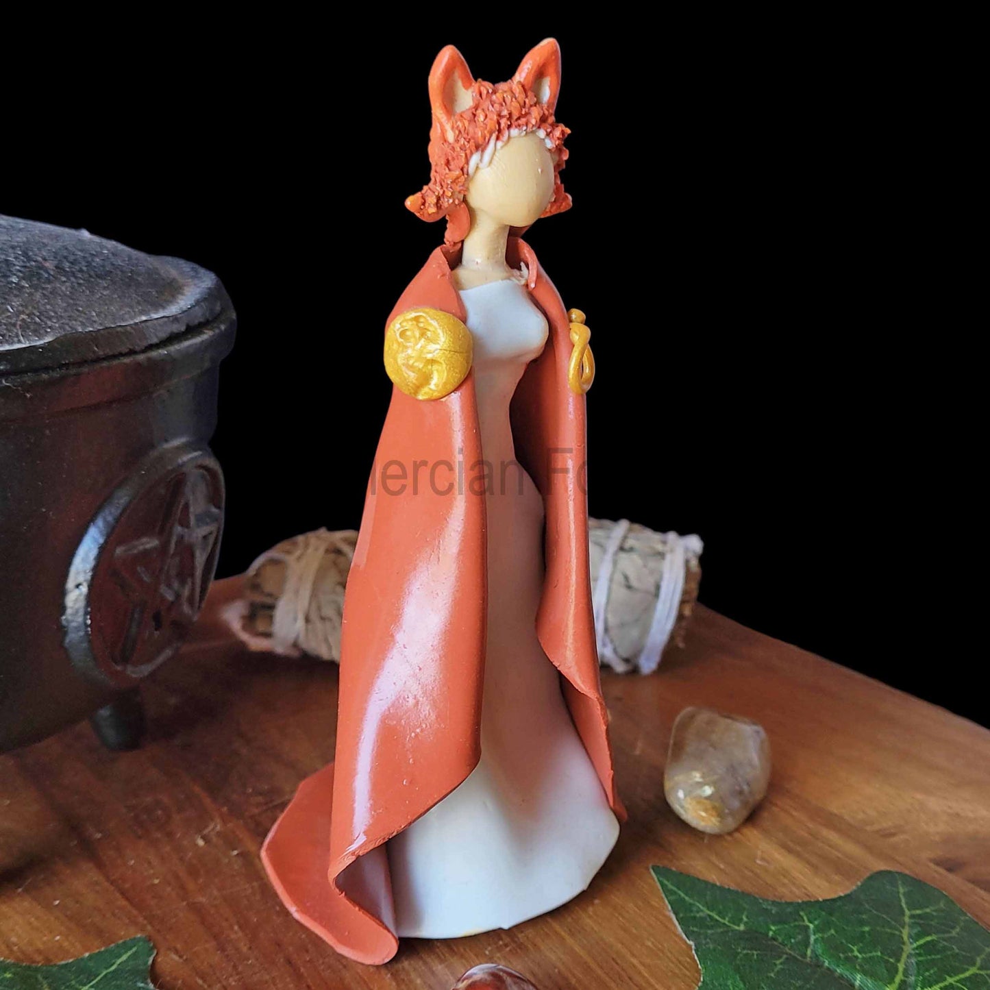 Sionna Sionann Inari Okami Huxian Kitsune Goddess Figurine