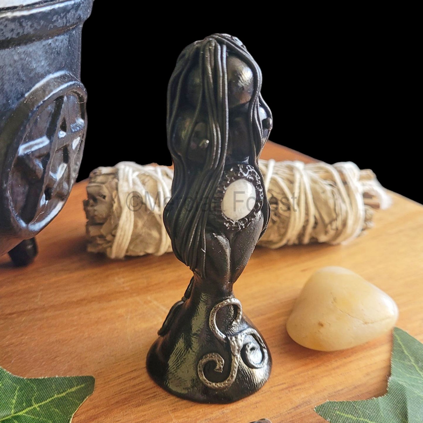 Hecate Goddess, Altar Goddess Figurine Mini Statue