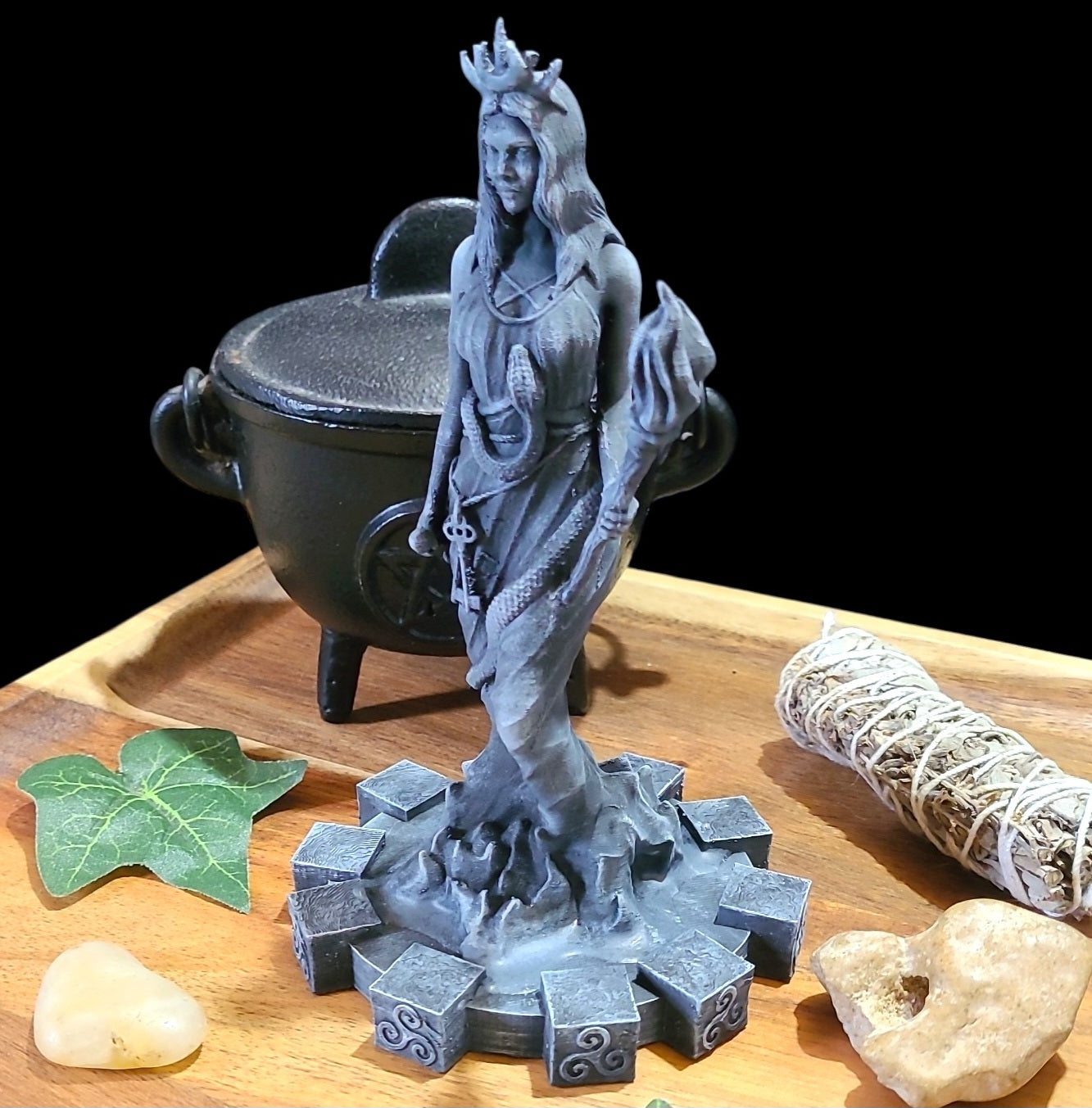 Hecate Statue Figurine in Stone Effect