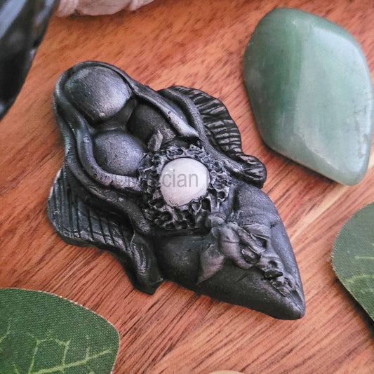 Iris Goddess, Altar Goddess Decoration