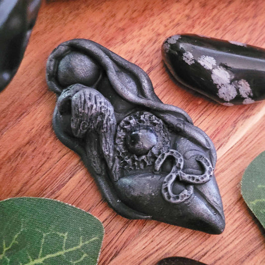 Morrigan Goddess, Altar Goddess Decoration
