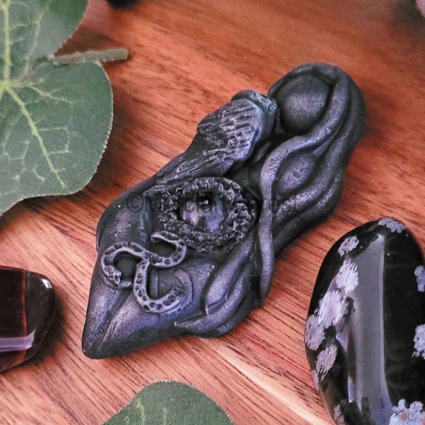 Morrigan Goddess, Altar Goddess Decoration