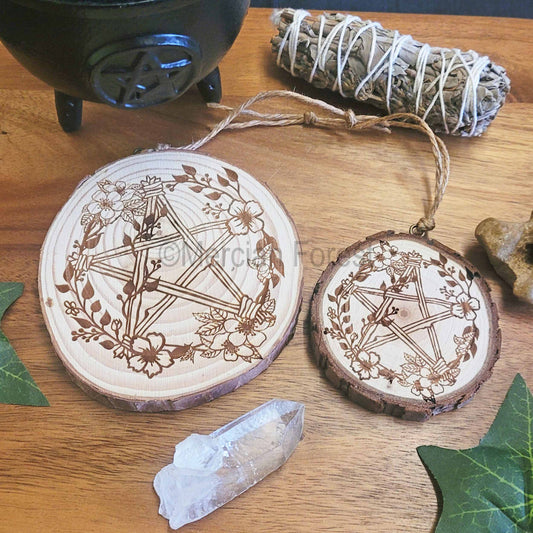 Pentacle Pentagram Wooden Floral Wall Hanging