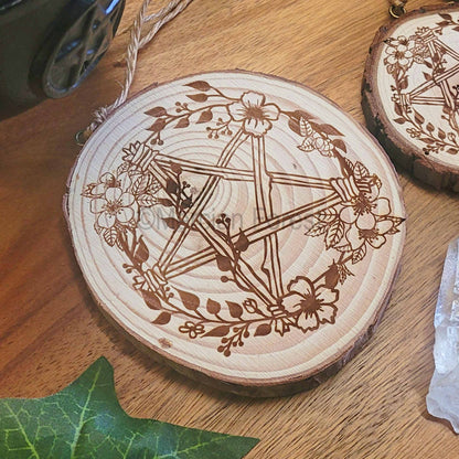 Pentacle Pentagram Wooden Floral Wall Hanging