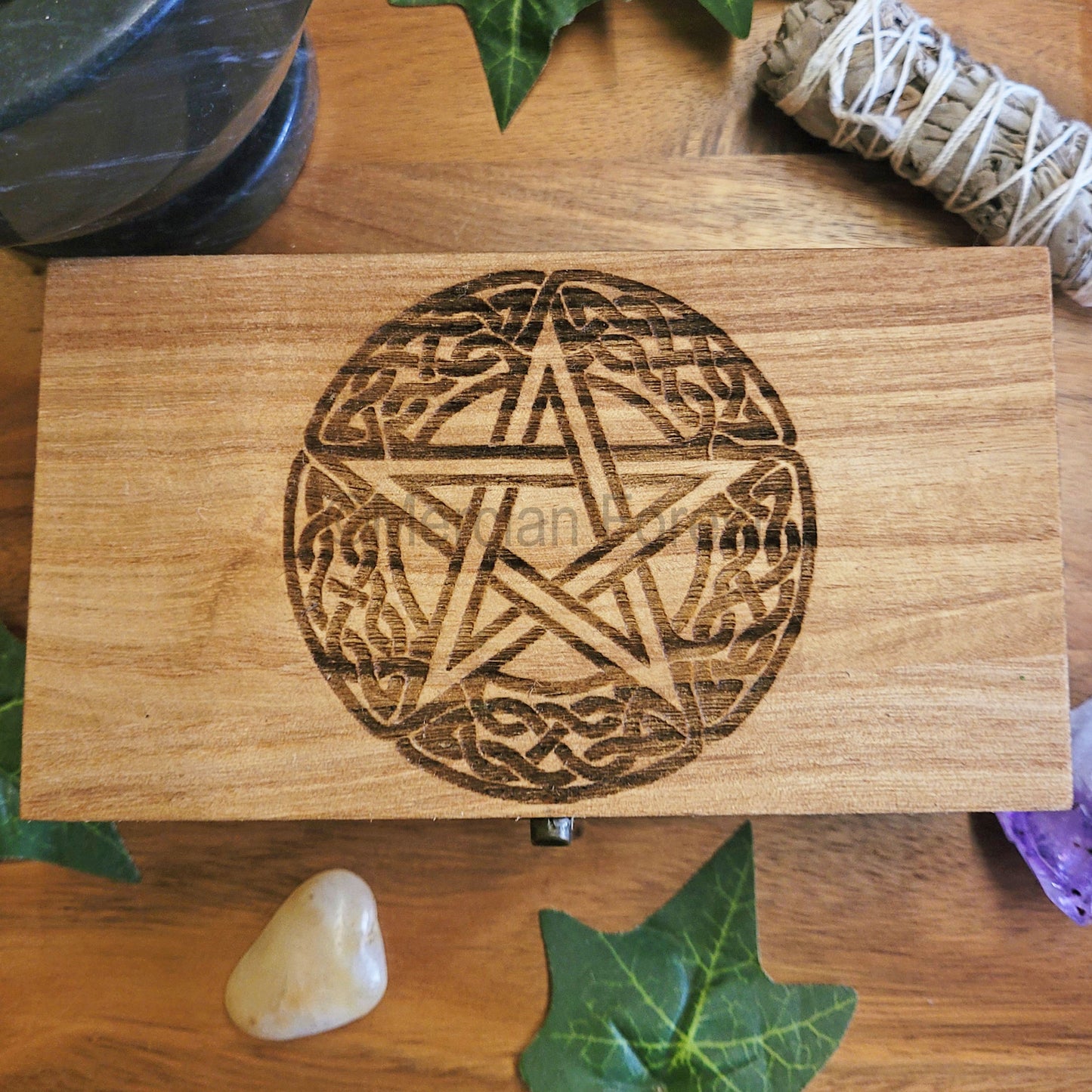 Pentacle Box 18 x 10 x 6.5 cm