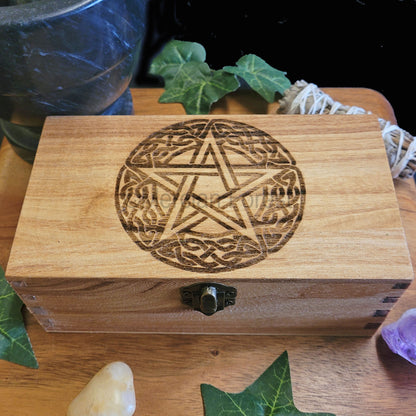 Pentacle Box 18 x 10 x 6.5 cm