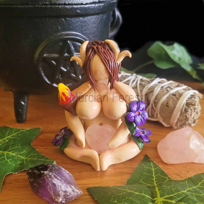 Elen of The Ways Sitting Goddess Figurine with Violet Flowers