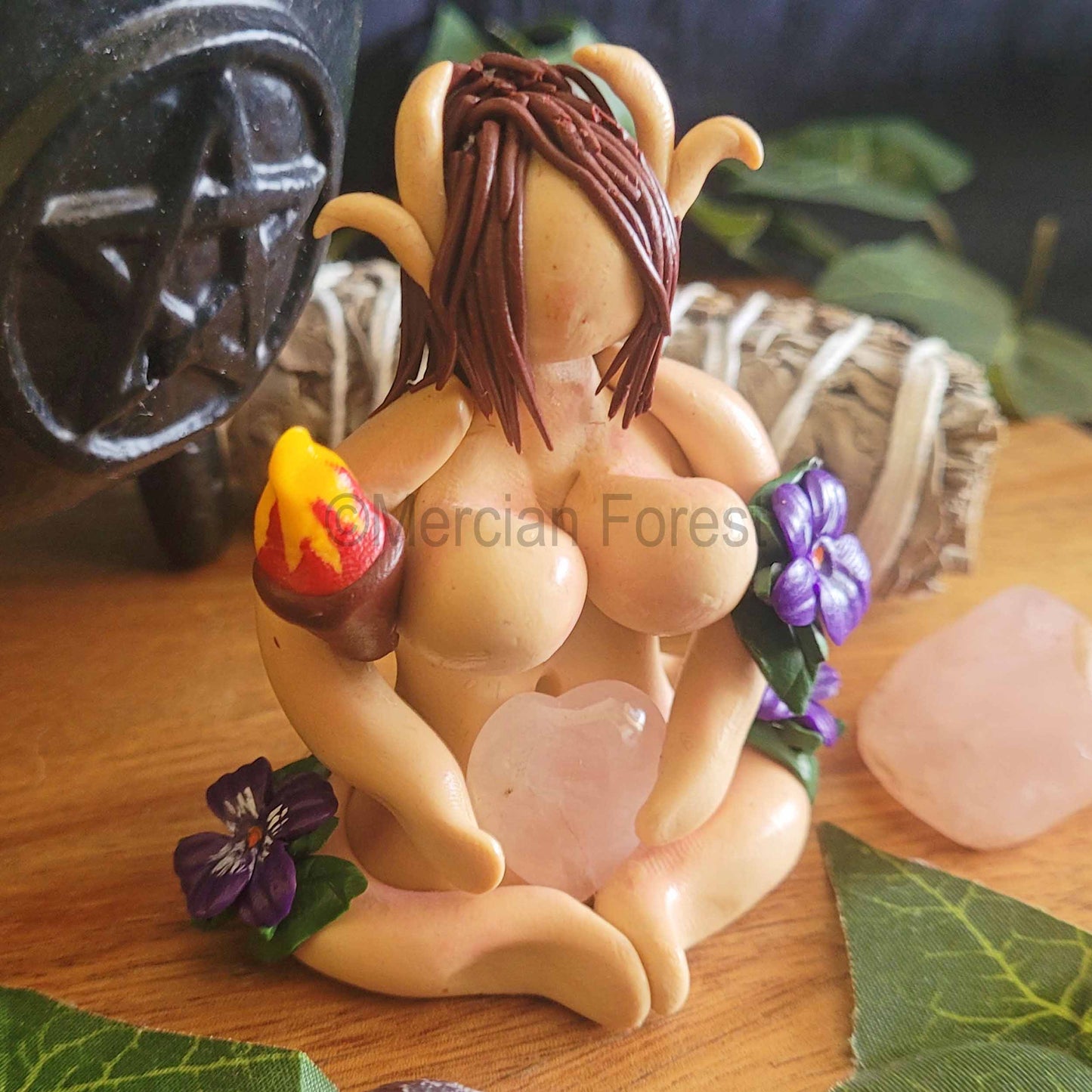 Elen of The Ways Sitting Goddess Figurine with Violet Flowers