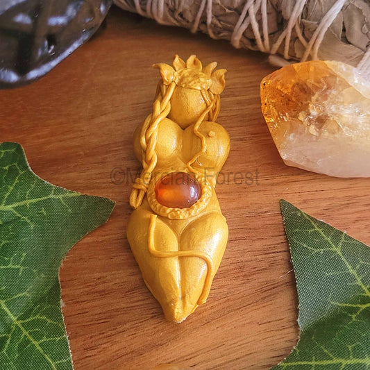 Sol Goddess, Altar Goddess Decoration