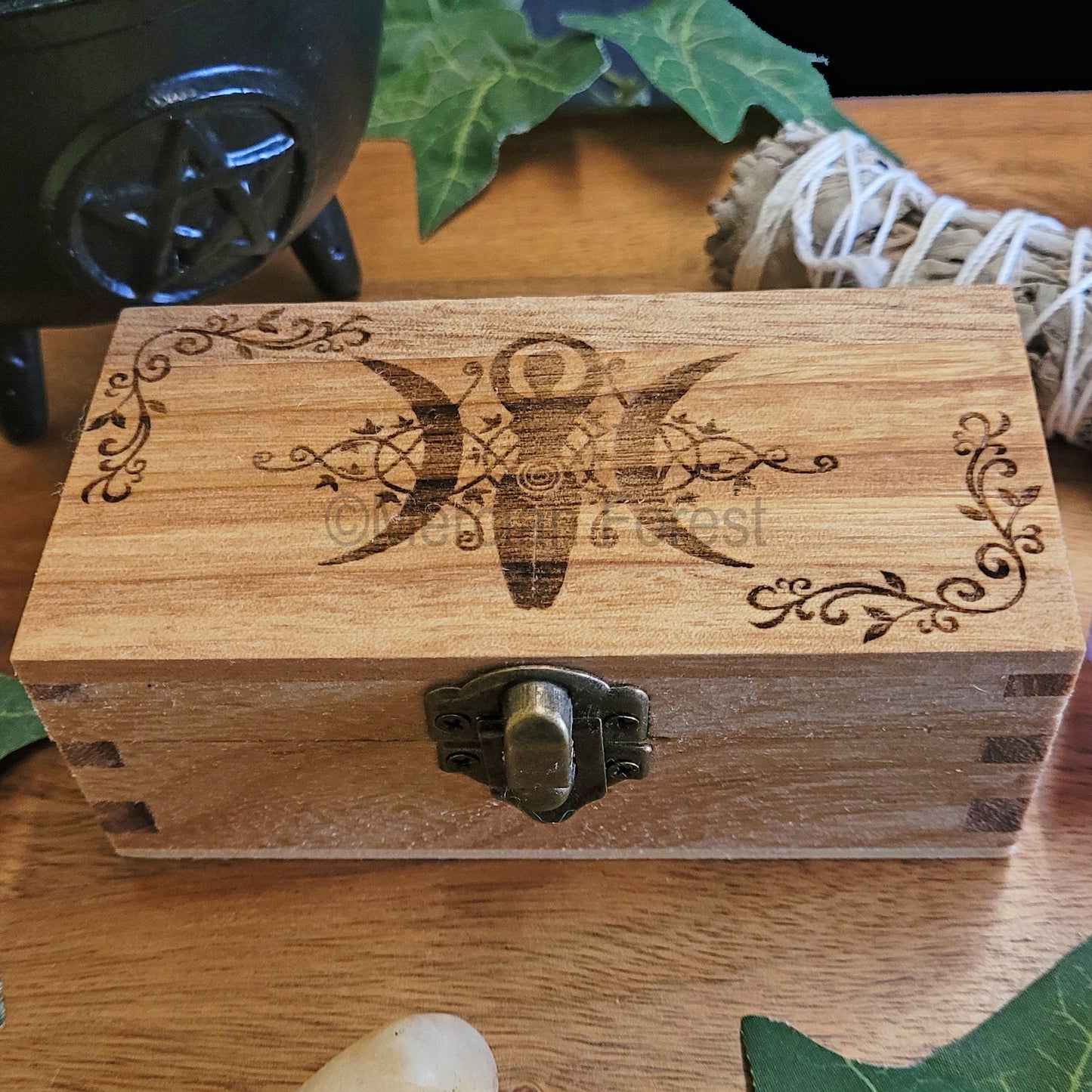 Ornate Triple Goddess Box 11.5 x 5.5 x 4.5 cm