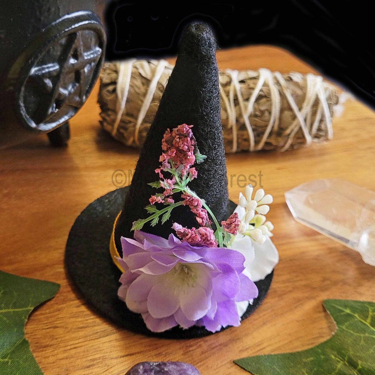 Witchs Hat Floral Lilac